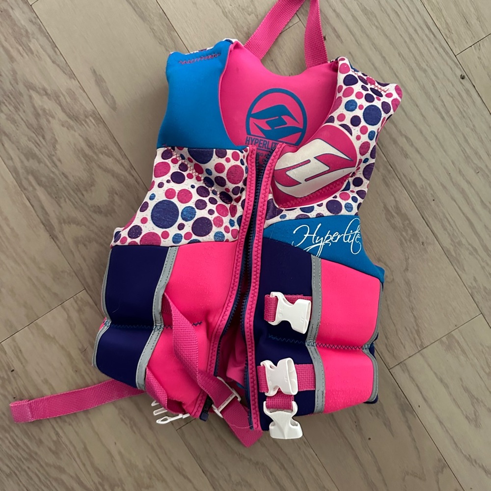 Pink Hyperlite Child Life Vest
